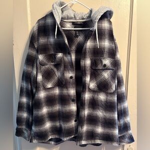 H&M: Men’s Black & Gray Plaid Hooded Shacket
